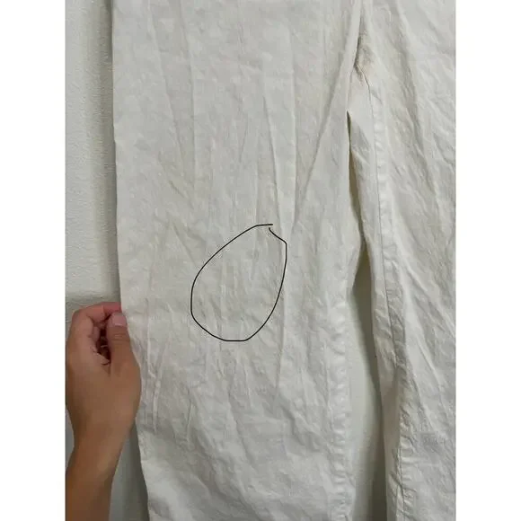 Theory Wide Crop Pant in Good White Linen - Picture 4 of 10